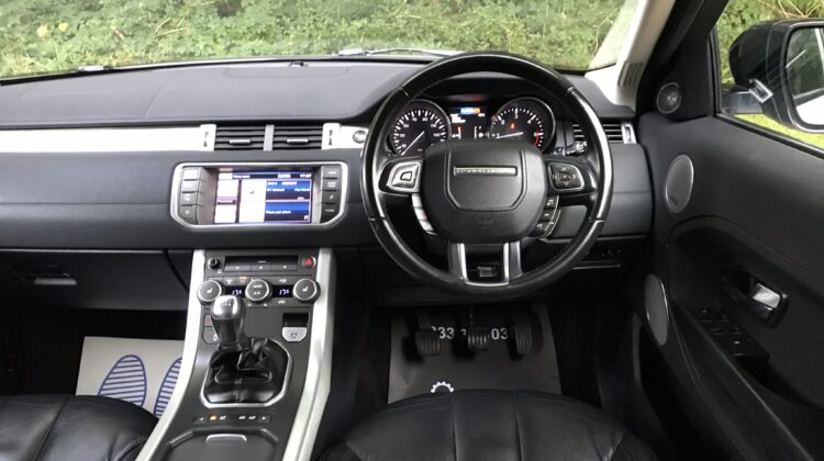 Land Rover Range Rover Evoque 2.2 TD4 Pure AWD 5dr