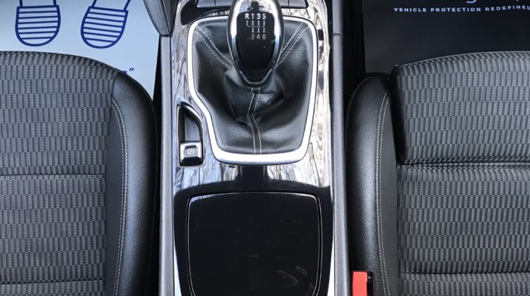 Vauxhall Insignia 2.0 Turbo D BlueInjection SRi VX Line Nav Grand Sport (s/s) 5dr