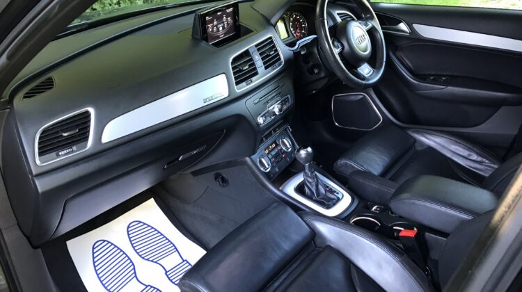 Audi Q3 2.0 TDI S line S Tronic quattro 5dr